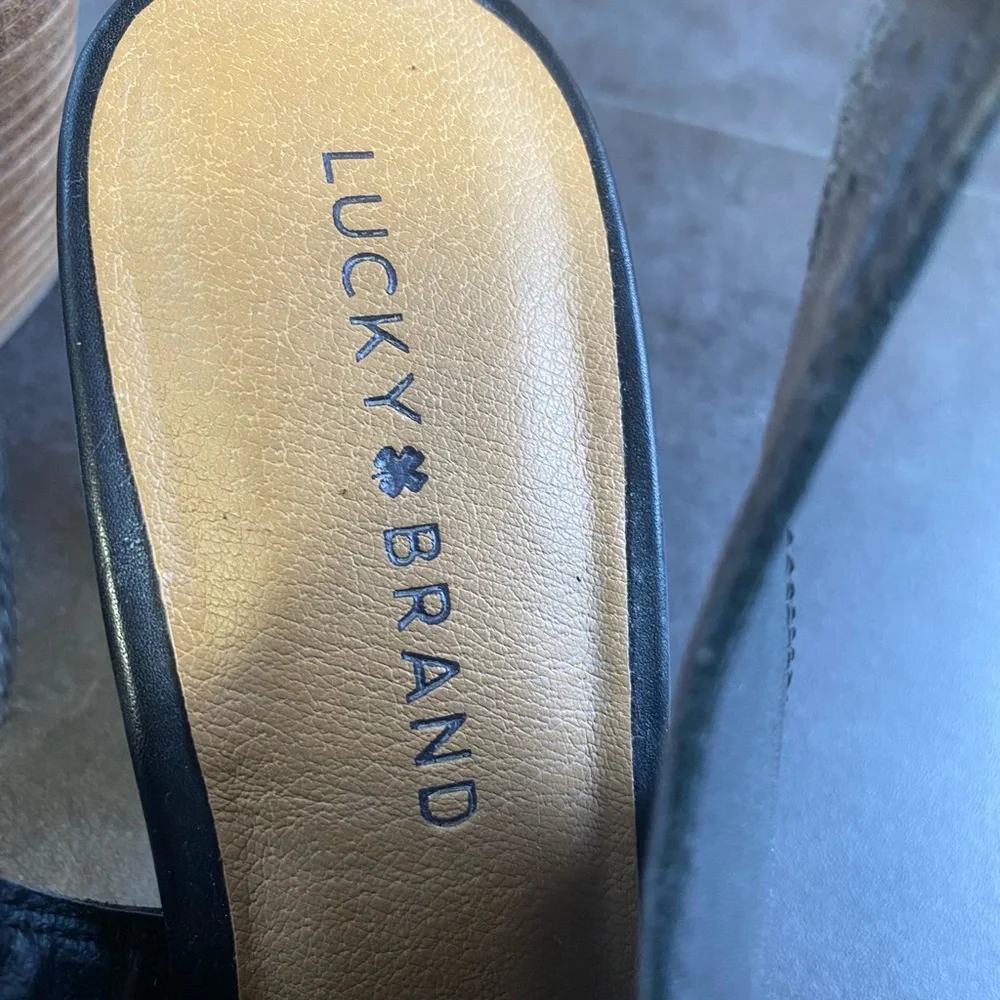 Lucky Brand Black Leather Block Heal Open Toe Sandal Size 10 - Picture 8 of 10